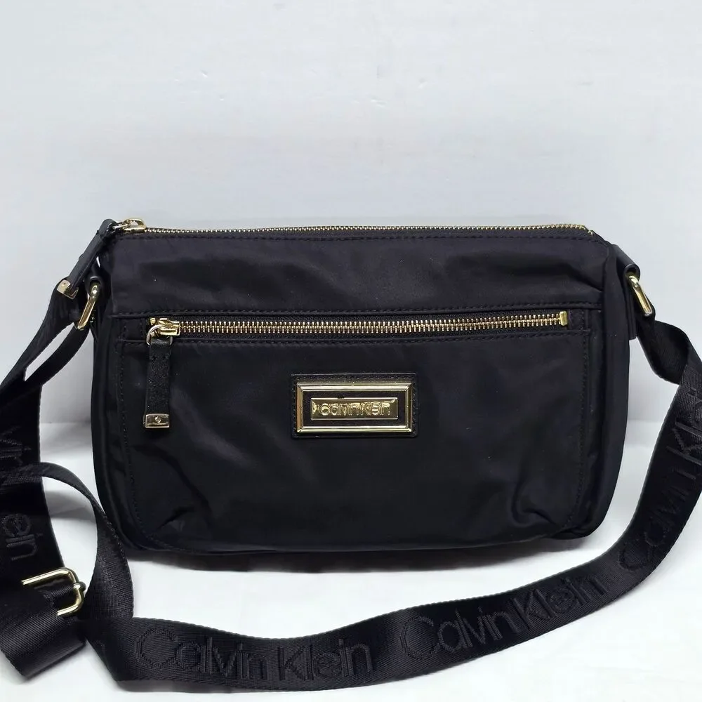 Calvin Klein Belfast Black Dressy Nylon Crossbody Camera Bag Adjustable Strap